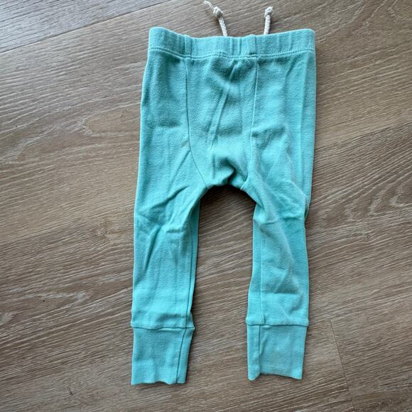 Childhoods Clothing Rib Knit Long Sleeve Set - Size 18-24m - Picture 6 of 6